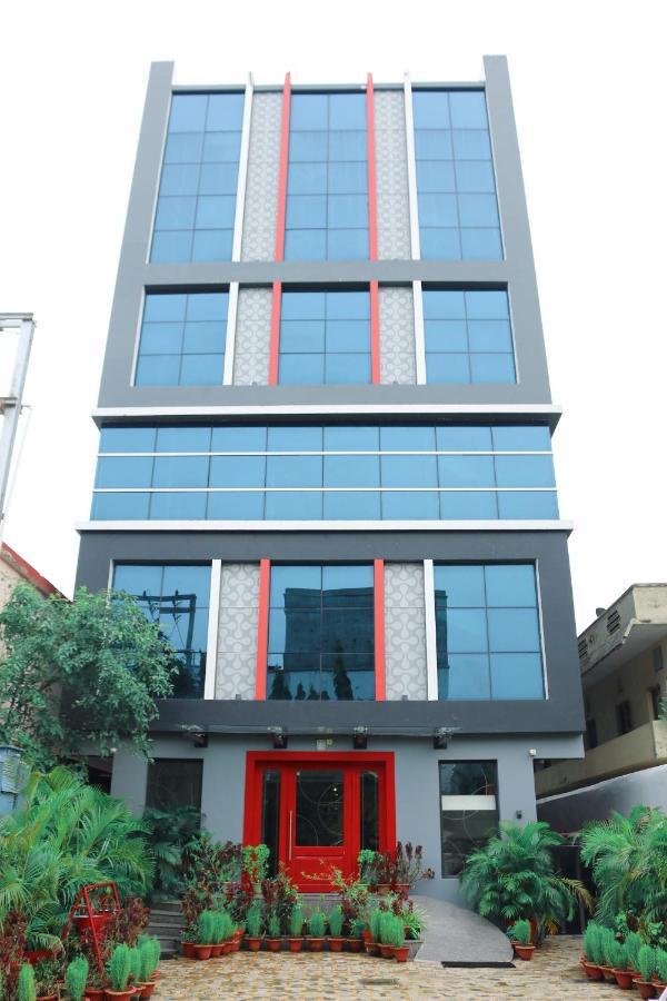 Sm Hives Hotel Bhubaneswar Exterior foto