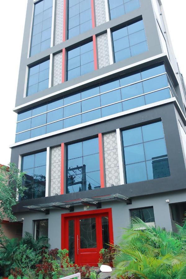 Sm Hives Hotel Bhubaneswar Exterior foto